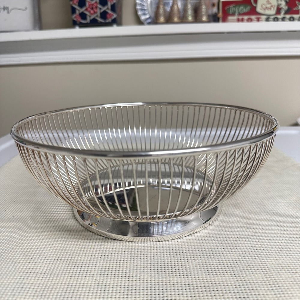 Gorham Vintage Silver Plate 9.5 inch Wired Bread Fruit Bowl Basket Centerpiece
